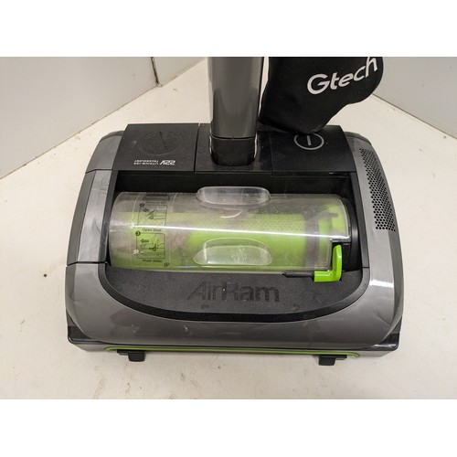 304 - A Gtech Air Ram Mk2 Cordless Vacuum With Charger And Accessories - Working