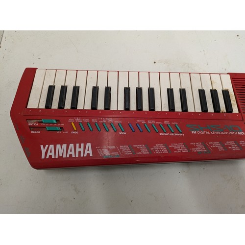 285 - A Yamaha Shs-10 Fm Digital Midi Keyboard Keytar