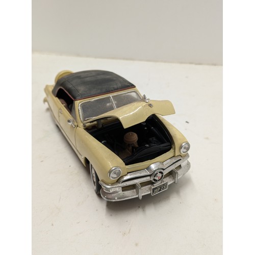 469 - A Maisto 1950 Ford 1/18 Scale Die Cast Car