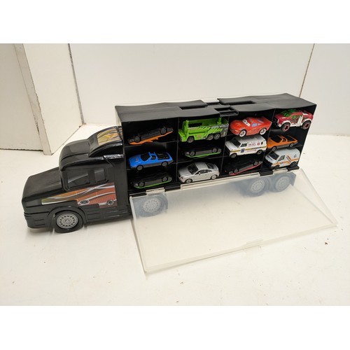 531 - A Toy Lorry Containing Various Hot Wheels Cars