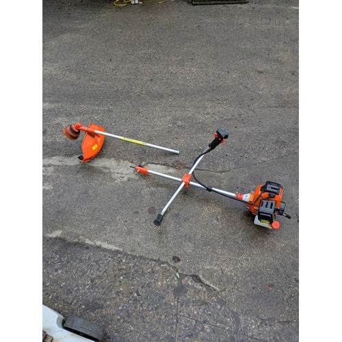 37 - Parker Pgbc-5200 Petrol Strimmer