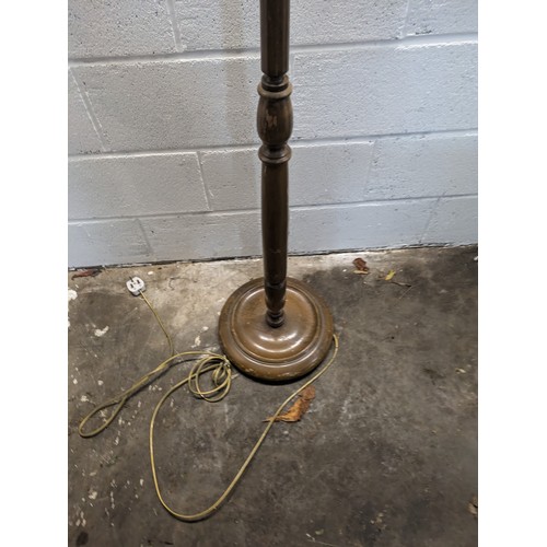 595 - Vintage floor lamp