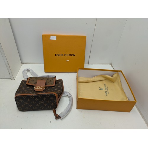 1057 - A Women's Handbag In A Box