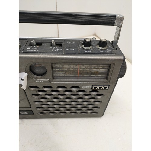 664 - A Hitachi 4 Band Radio Cassette Recorder Model TRK-5030E