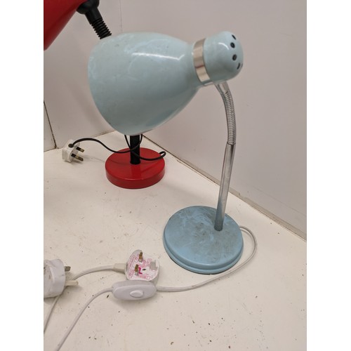 1059 - A Selection Of Posable Desk Lamps