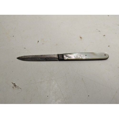 465 - A Sterling Silver Pocket Knife with a Mother of Pearl Style Handle