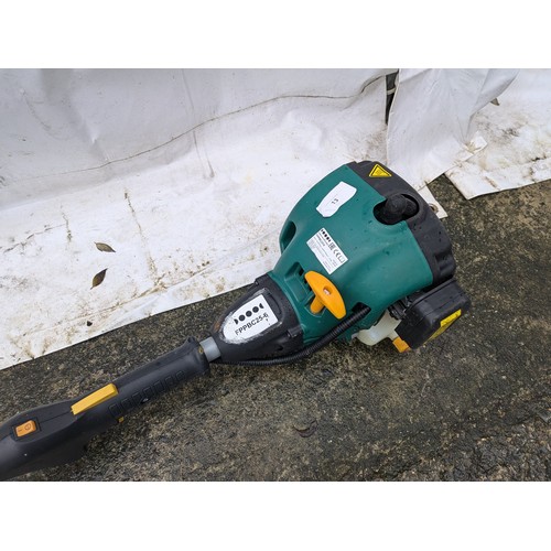 13 - A Petrol Strimmer model FPPBC25-6