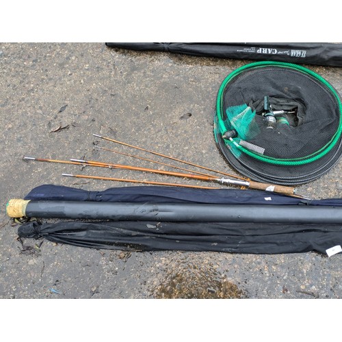 40 - A Selection of fishing Equipment