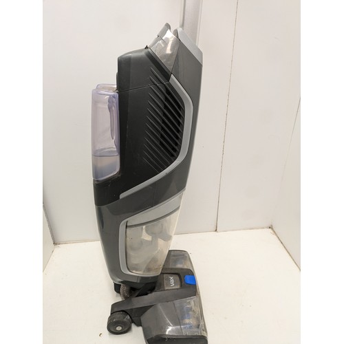 621 - A Vax Glide Steam Vacuum Cleaner Model ClHFGLKS