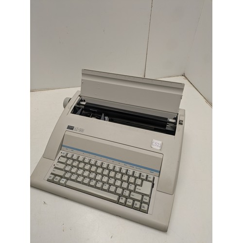 632 - nakajima AX150 Retro Electric Typewriter