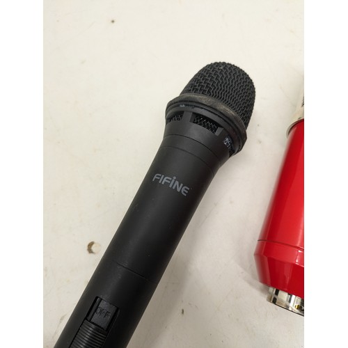 620 - A Selection of 4 Microphones