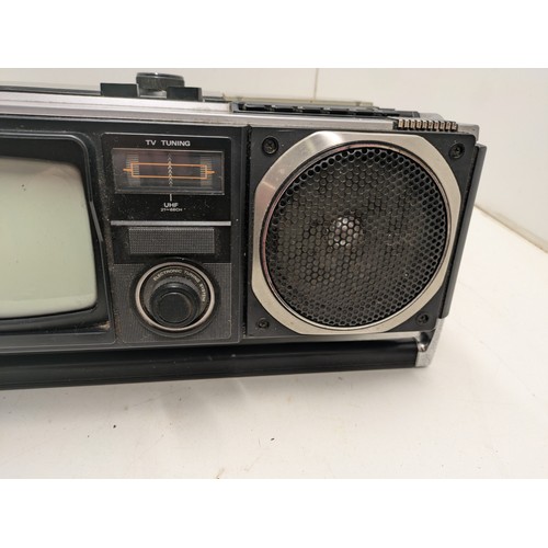 672 - Vintage Hitachi K62L Portable Television, Cassette Player Radio