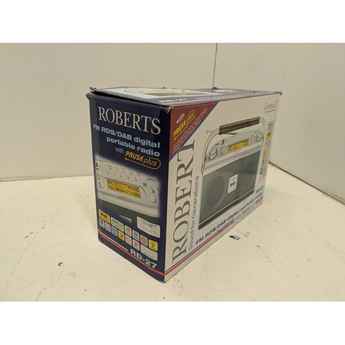 680 - A Roberts Gemini 27 DAB Portable Radio RD27