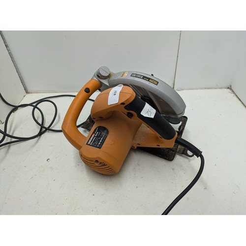 837 - A Corded WorkX Model WX150CL Circular Saw