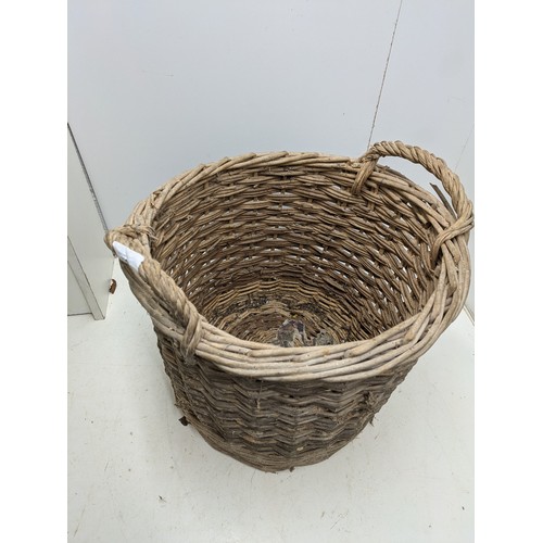 236 - A Wicker Rural Farmhouse Style Basket With 2 Handles