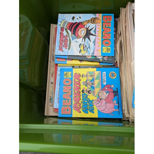 415 - A Large Selection Of Vintage Beano Comics