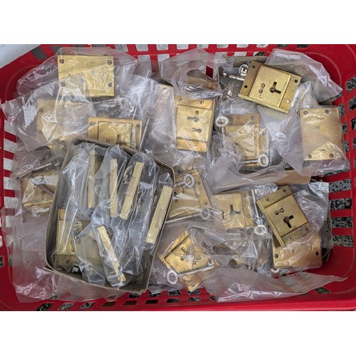 816 - A Box Containing Dozens Of Unused Brass Till Locks With Keys