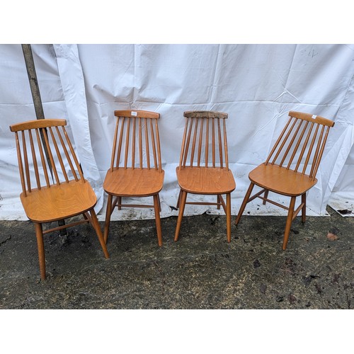 204 - A Set of 4 Pine Scandinavian Ercol Style Chairs