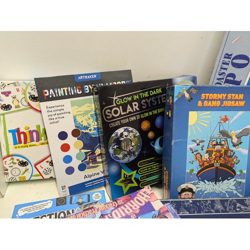 1111 - A Selection Of Various Board Games And Puzzles