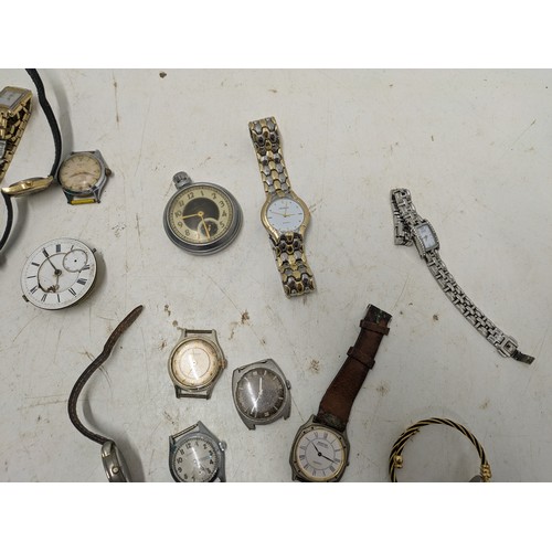 476 - A Large Selection of Modern and Vintage Automatic and Quartz Watches