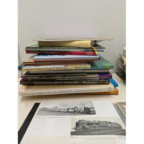 1146 - A Large Selection of Modern and Vintage Train books, Magazines and Pictures