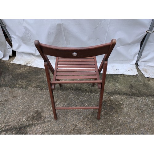 264 - A 1930/40S Directors Collapsible Chair With Blade Back