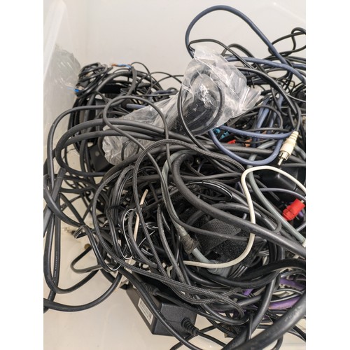 727 - A Huge Selection Of Electrical Cables Including Laptop Chargers, Guitar Jacks, Apple Mabook Charger,... 