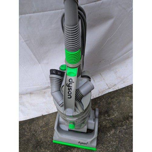 733 - A Dyson Dco4 Upright Corded Vacuum Cleaner - Working