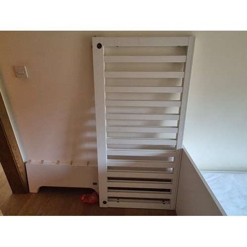 286 - a white mamas and papas flat packed single child's Cot bed with fittings