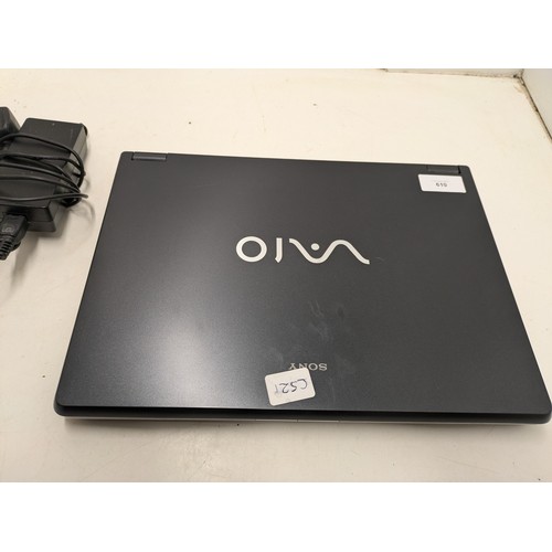 746 - A Sony Vaio Vgmar71J Laptop - 3Gb Ram