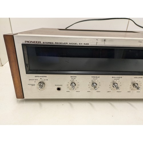 737 - A Pioneer Stereo Receiver Model Sx-525