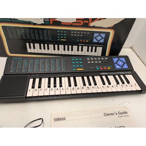 728 - Vintage Yamaha Pss 140 Electronic Keyboard With Power Supply In Original Box - Working