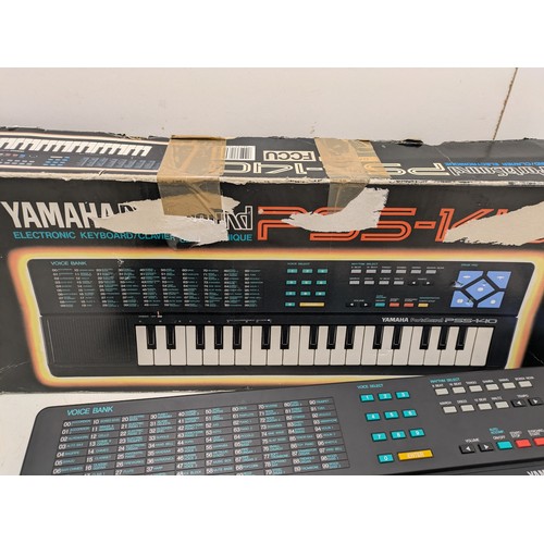 728 - Vintage Yamaha Pss 140 Electronic Keyboard With Power Supply In Original Box - Working