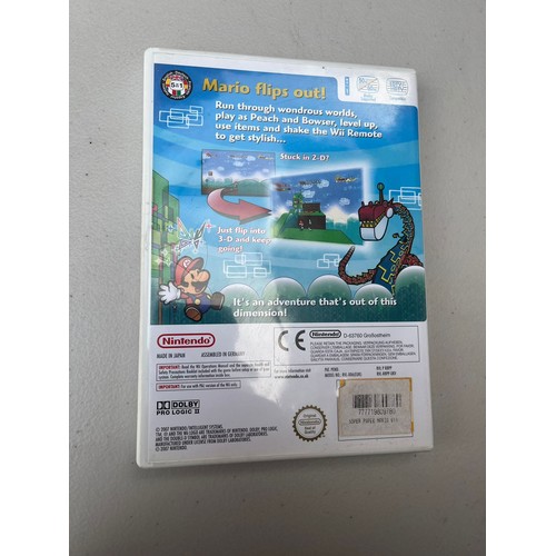 56 - Super Paper Mario - Nintendo Wii game - Compete with manual