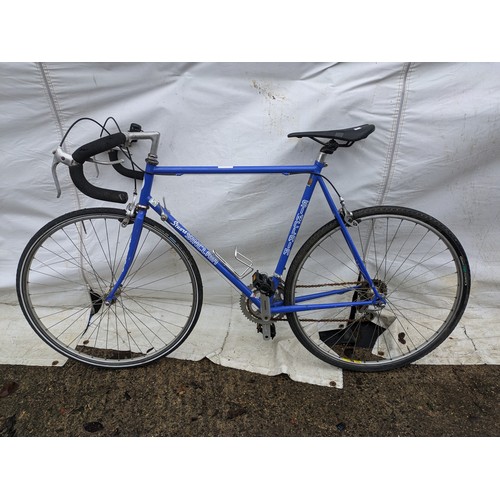 2 - A Retro Stuart Sinclair Mens Road Bike