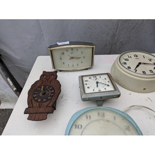 415 - A Selection of Various Retro And Vintage Mantle and Wall Clocks Including Westclox and Metamec