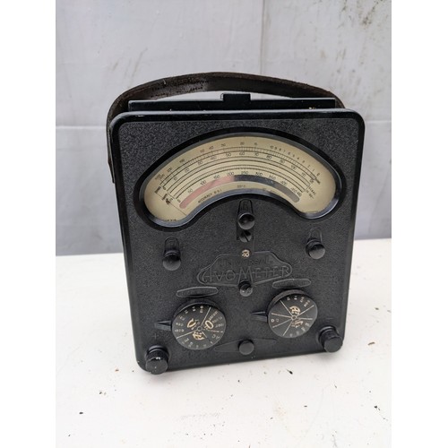 409 - A Vintage Circa 40s/50s Universal AvoMeter Multimeter