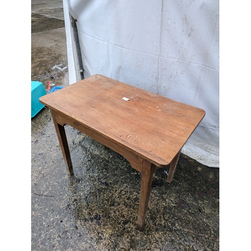 204 - A Vintage Pine Table - Approx 92x55x72cm