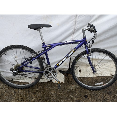 18 - A GT Arrowhead Mountain Bike