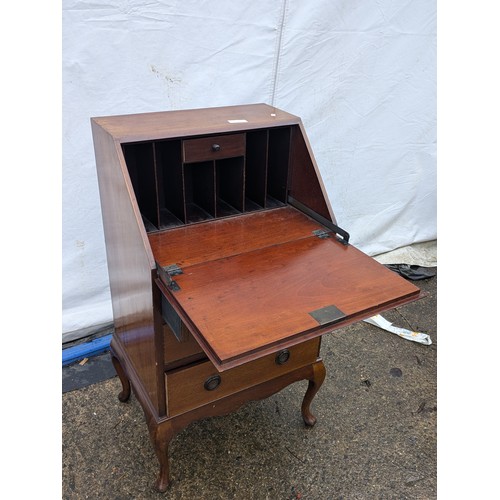 225 - An Oak Bureau With Inlay - 3 Drawers With Brass Fixtures