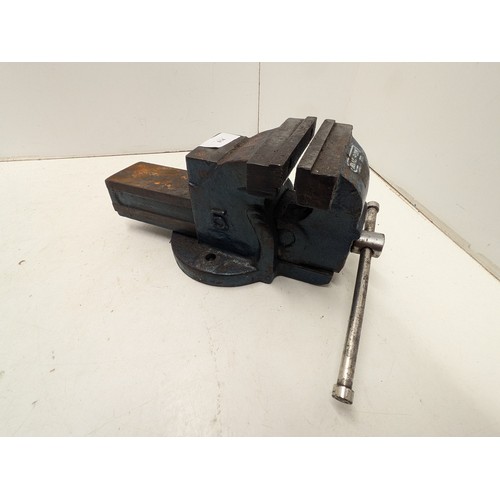 814 - A Rolson Bench Vice