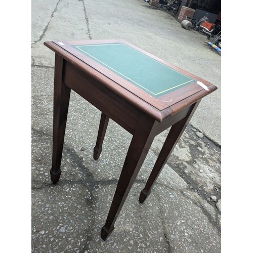 250 - A Small Oak Occasional Table With Green Leather Top