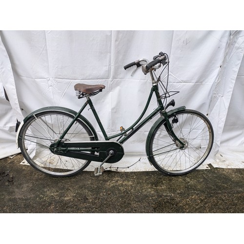 64 - A Pashley of Stratford Upon Avon Vintage Ladies Push Bike With Brooks Saddle