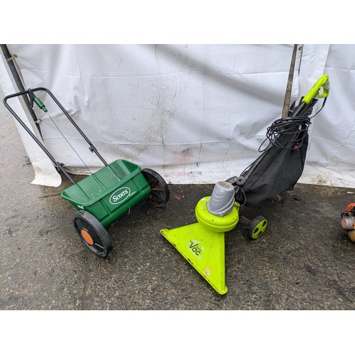 76 - A Garden Vac Outdoor Vacuum And a Scotts Seed Spreader