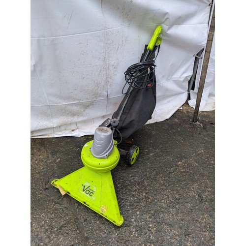 76 - A Garden Vac Outdoor Vacuum And a Scotts Seed Spreader