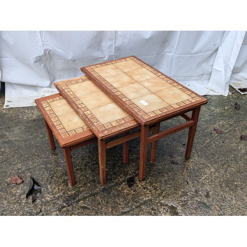 305 - A Mid Century Tile Topped Nest Of Tables