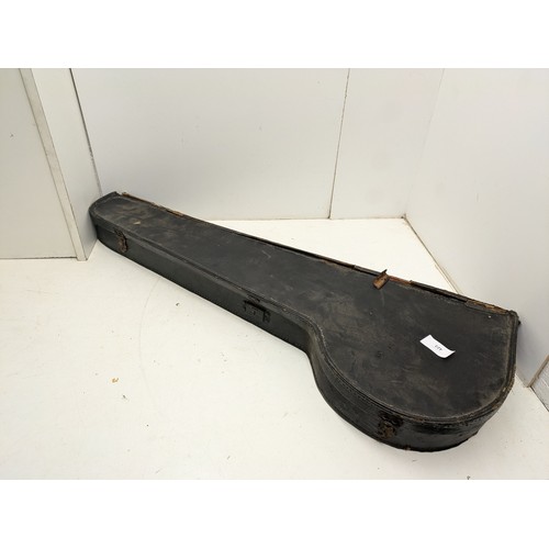 540 - A Vintage Banjo Case