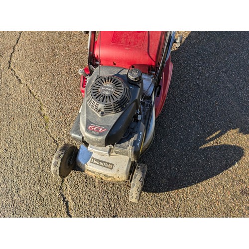 237 - A Mountfield SP425R petrol lawnmower with a Honda gcv140 engine