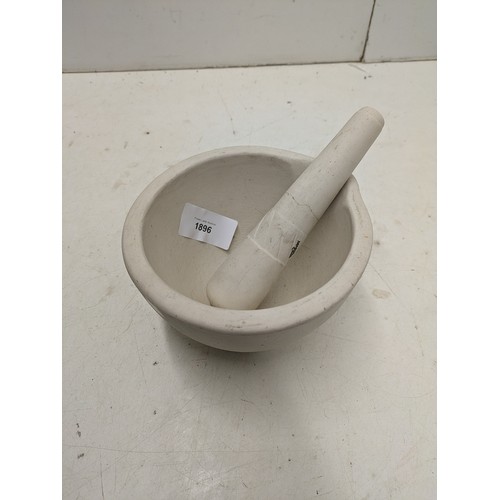 1896 - A Mason Cash Pestle and Mortar