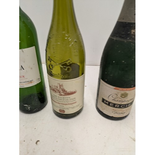 826 - A Selection of 4 Wine Bottles including Mercier, Moet and Segla